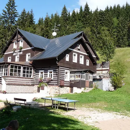Betyna 3* Pec pod Snezkou